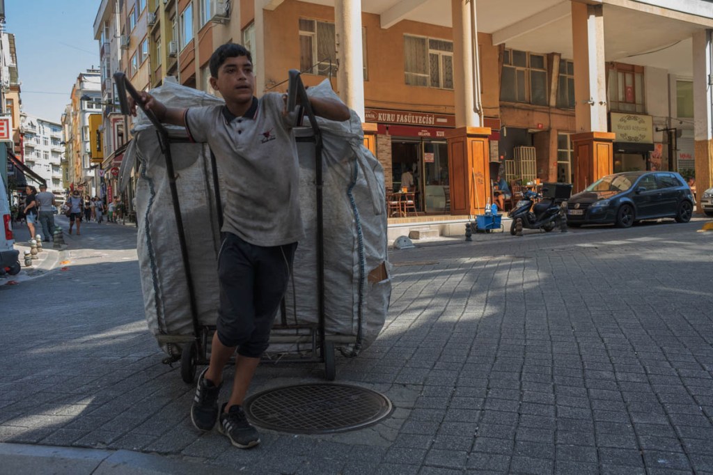 Istanbul - A workshop with Niko Economopoulos